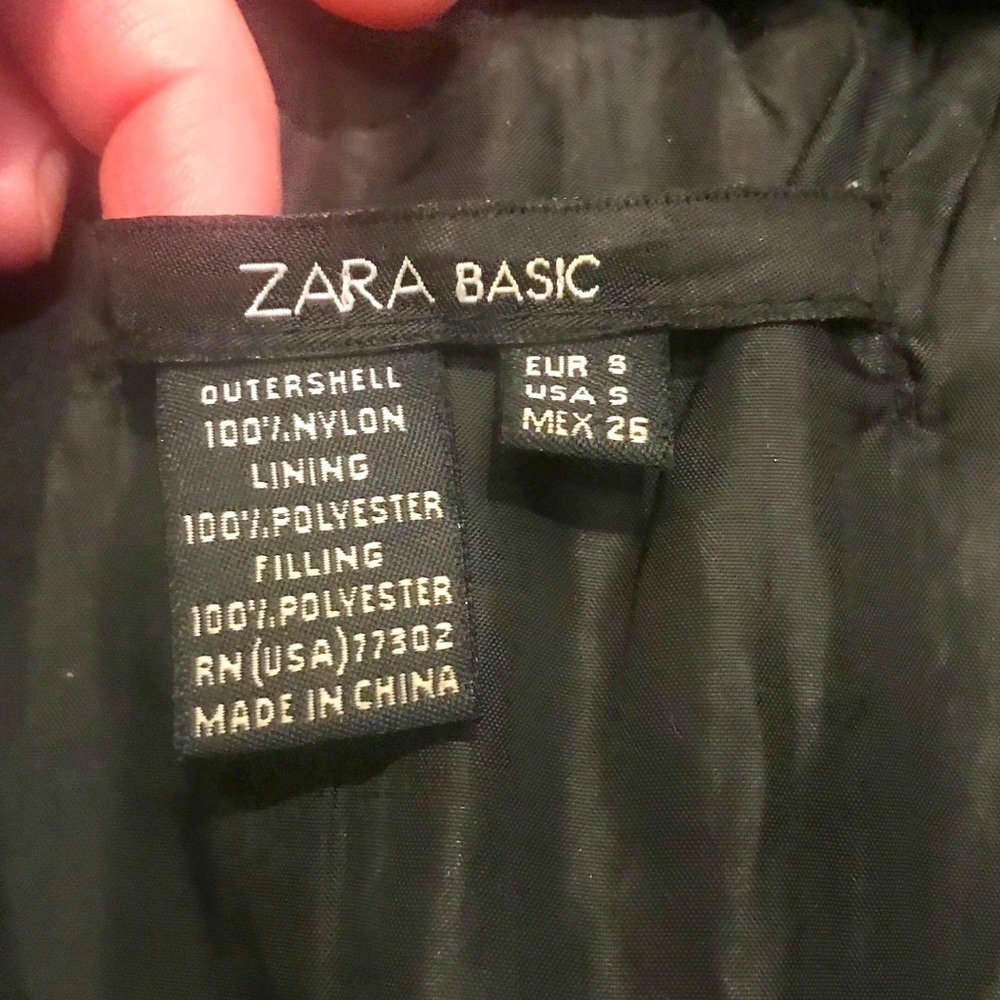 Black Zara Basic Puffer Jacket - Picture 3 of 9